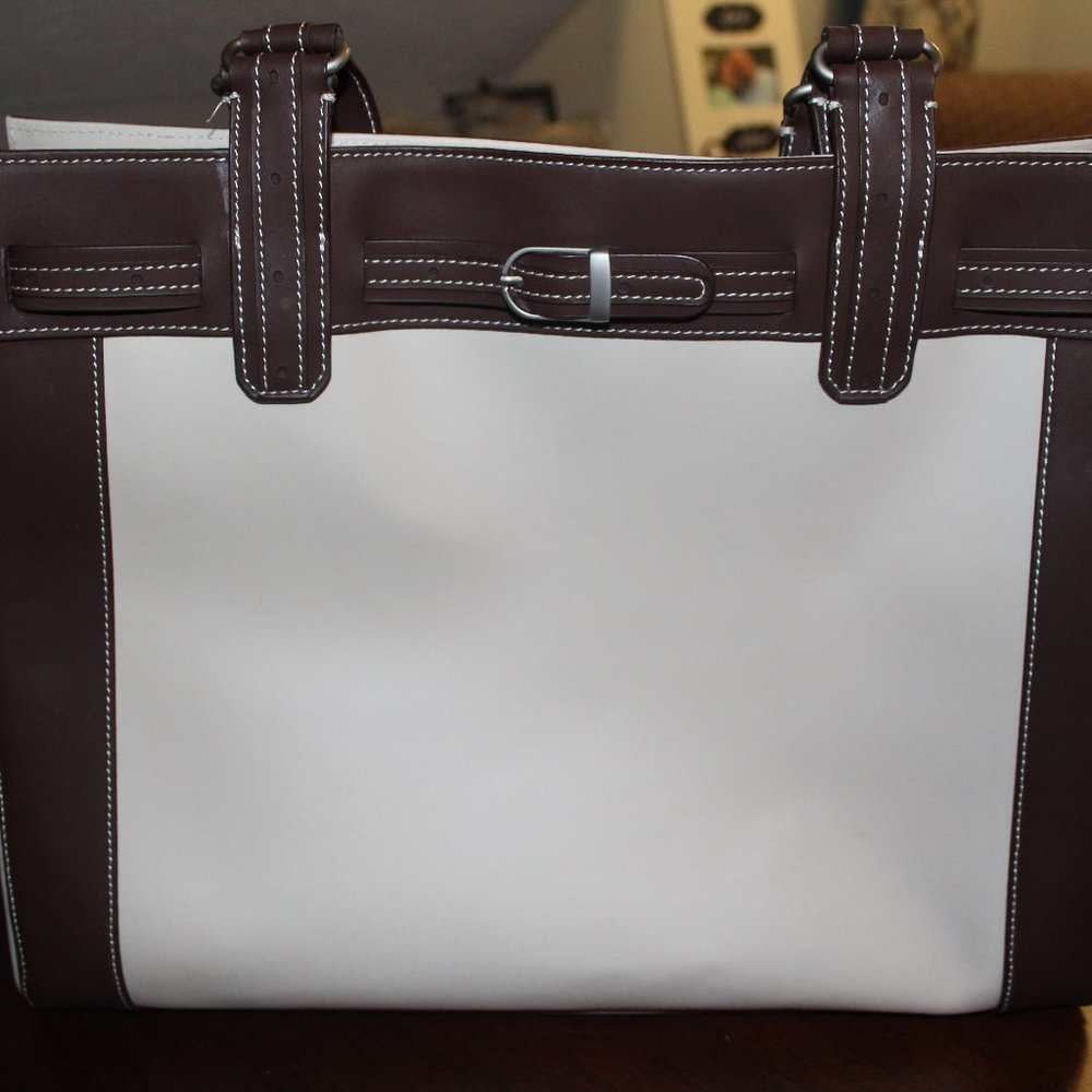 Sisters by Longaberger Belted Tote